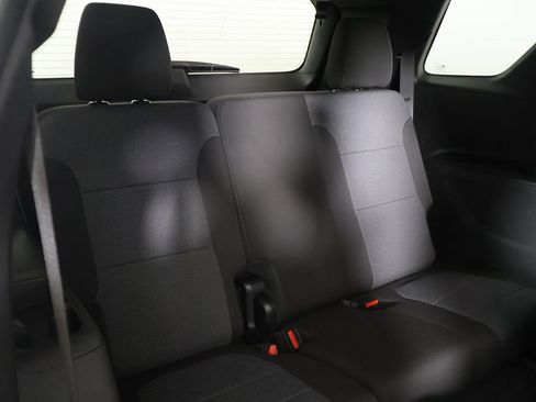 Used 2023 Chevrolet Traverse LT AWD/4WD image 32