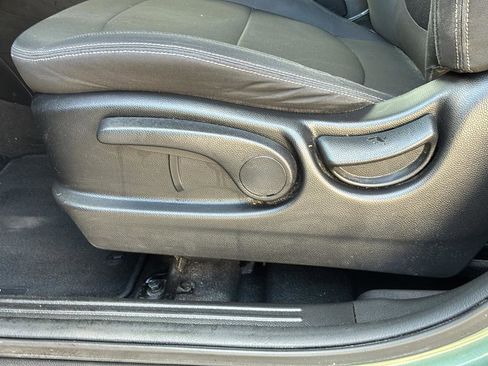 Used 2014 Kia Soul w/ Keyless Entry, Cruise Contr image 13