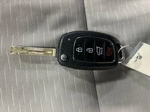 Used 2020 Hyundai Tucson SE image 31