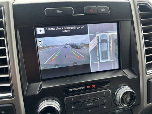 Used 2016 Ford F150 Lariat w/ Equipment Group 502A Luxury image 12