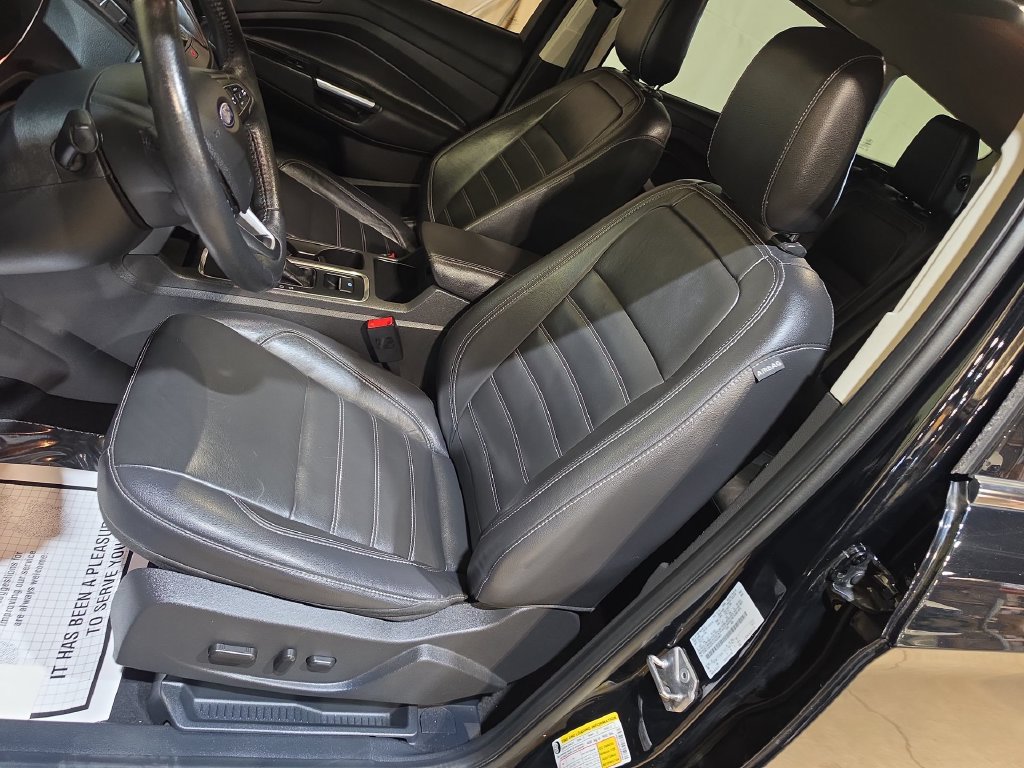 Used 2018 Ford Escape SEL FWD image 13