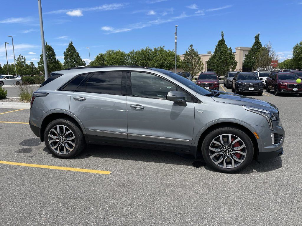Used 2023 Cadillac XT5 Sportv w/ Technology Package AWD/4WD image 11