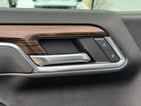 Used 2023 Chevrolet Silverado 1500 LT Trail Boss w/ Convenience Package II image 27