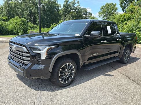 Used 2022 Toyota Tundra Limited w/ Power Package RWD image 3