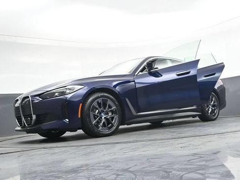 Used 2023 BMW i4 eDrive35 RWD image 50