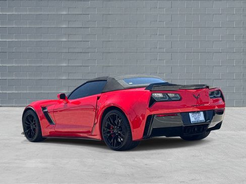 Used 2016 Chevrolet Corvette Z06 w/ 3LZ Preferred Equipment Group RWD image 3