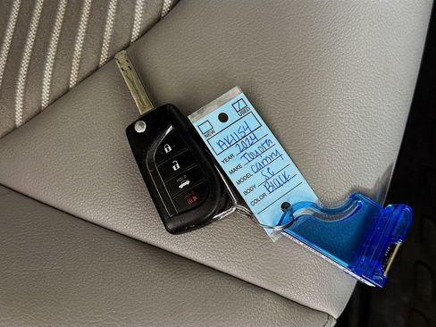 Used 2024 Toyota Camry SE FWD image 33