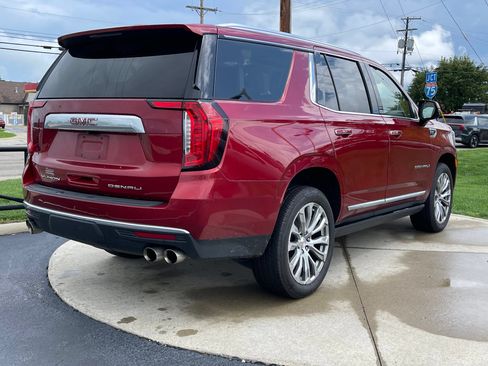 Used 2024 GMC Yukon Denali AWD/4WD image 7