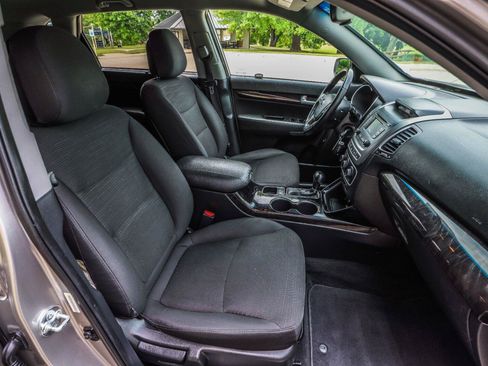 Used 2015 Kia Sorento LX FWD image 34