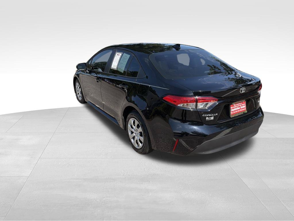Used 2025 Toyota Corolla LE w/ Convenience Package FWD image 11