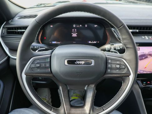 New 2026 Jeep Grand Cherokee Limited image 28