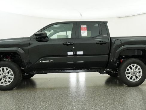 New 2026 Toyota Tacoma SR5 AWD/4WD image 38