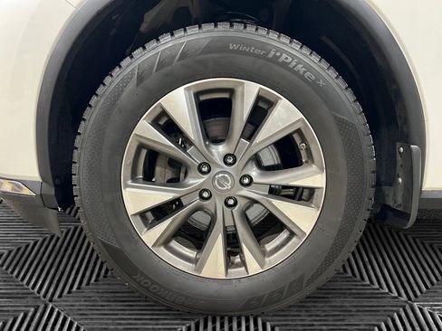 Used 2018 Nissan Murano SV image 12