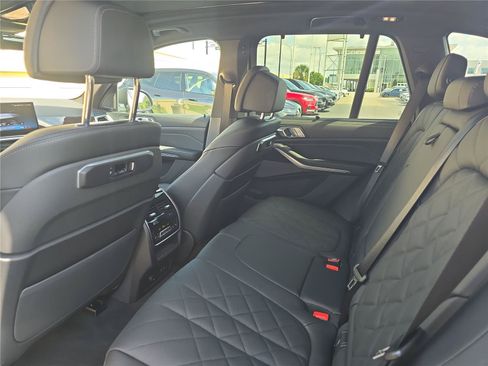 Used 2026 BMW X5 sDrive40i RWD image 13