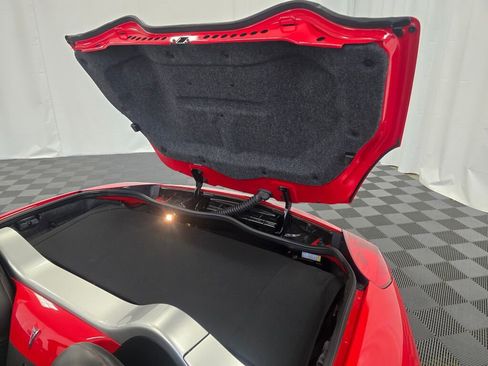 Used 2009 Pontiac Solstice GXP w/ Club Sport Package image 17