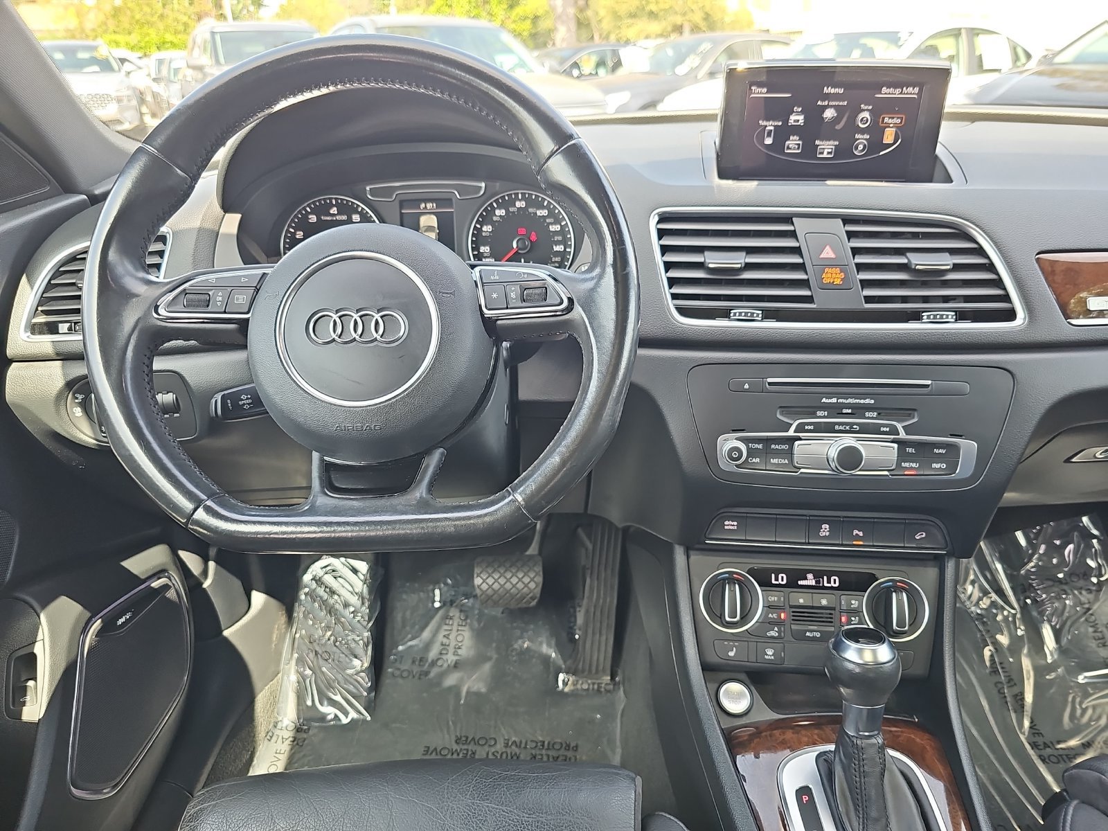 Used 2018 Audi Q3 2.0T Premium Plus AWD/4WD image 16