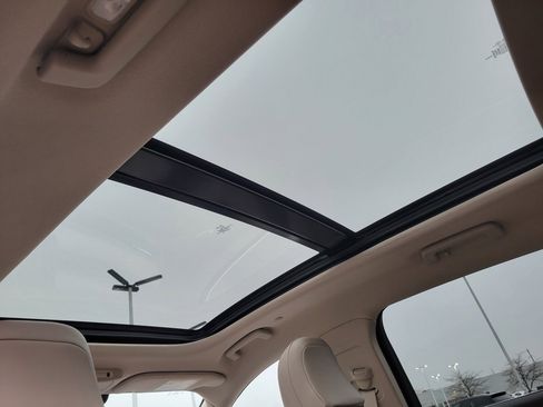 Certified 2023 Lincoln Nautilus Reserve w/ Equipment Group 201A image 6