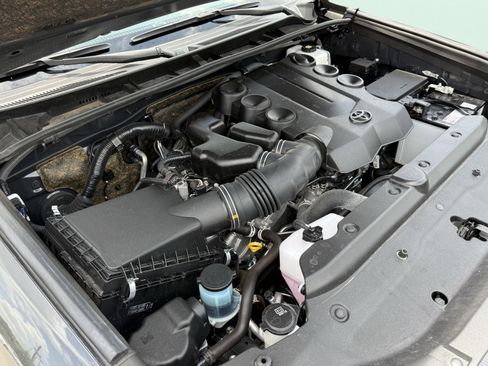 Used 2024 Toyota 4Runner TRD Off-Road image 19