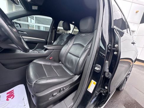 Used 2022 Cadillac XT4 Premium Luxury w/ LPO, Onyx Lite Package FWD image 14