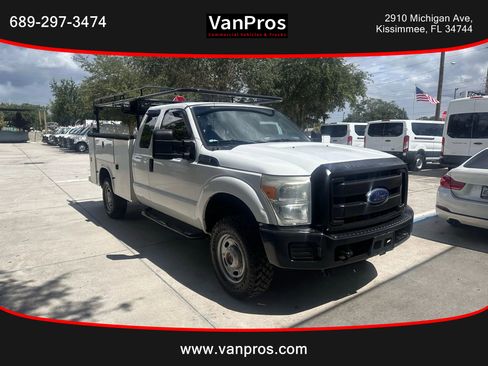Used 2013 Ford F250 XL w/ Skid Plate Pkg image 6