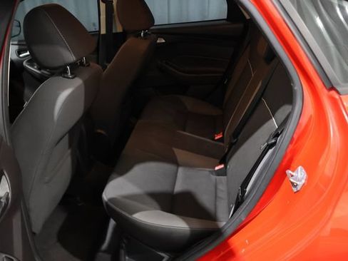 Used 2014 Ford Focus SE FWD image 11