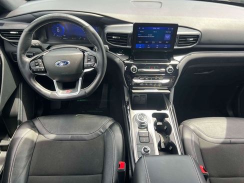 Used 2023 Ford Explorer ST w/ ST Street Pack AWD/4WD image 17
