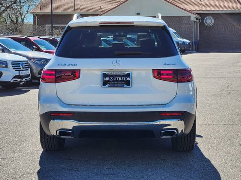 Used 2026 Mercedes-Benz GLB 250 4MATIC image 6