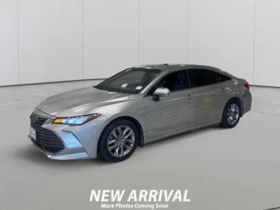 Used 2019 Toyota Avalon XLE