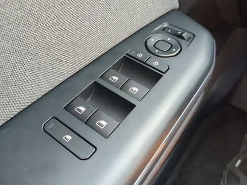 New 2025 Kia K4 EX image 19