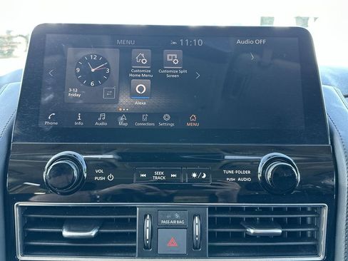 Used 2023 Nissan Armada SL w/ Captain's Chairs Package image 27