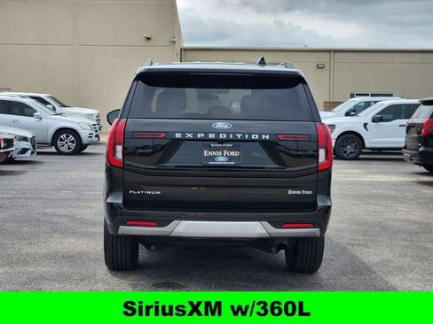Used 2025 Ford Expedition Platinum AWD/4WD image 5