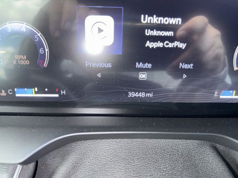 Used 2023 Jeep Grand Cherokee L Laredo image 33