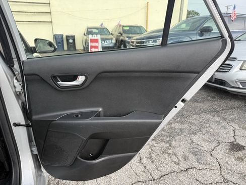 Used 2018 Kia Rio S FWD image 23
