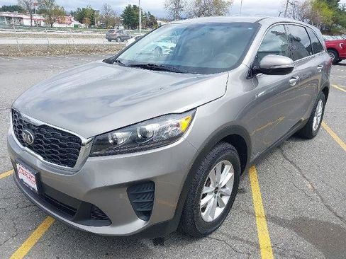 Used 2019 Kia Sorento AWD image 4