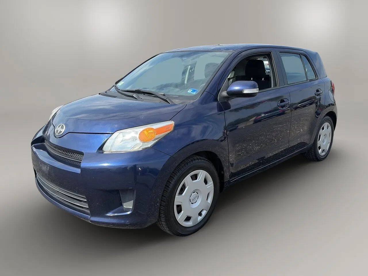 Used 2010 Scion xD FWD image 3