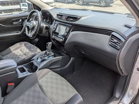 Used 2021 Nissan Rogue Sport SV AWD/4WD image 23