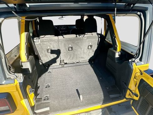 Used 2018 Jeep Wrangler Unlimited Sport S AWD/4WD image 26