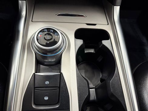 Used 2023 Ford Explorer Limited image 41