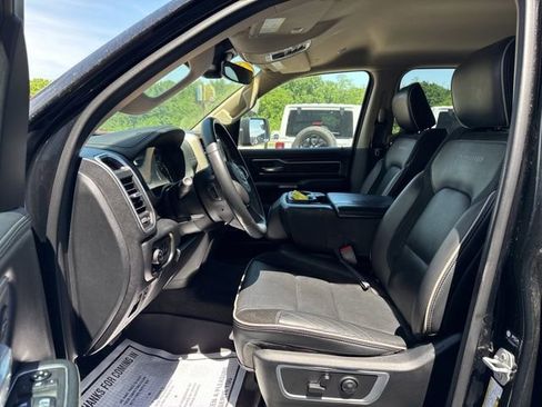 Used 2021 RAM 1500 Laramie AWD/4WD image 12