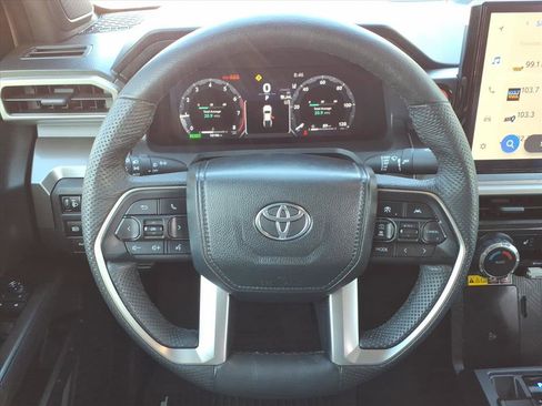 Used 2024 Toyota Tacoma TRD Sport image 20