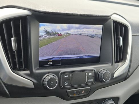 Used 2023 GMC Terrain SLT FWD image 6