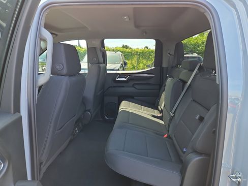Used 2024 GMC Sierra 1500 Elevation AWD/4WD image 10