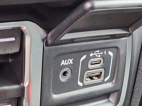 New 2025 Jeep Wrangler Sport S image 15