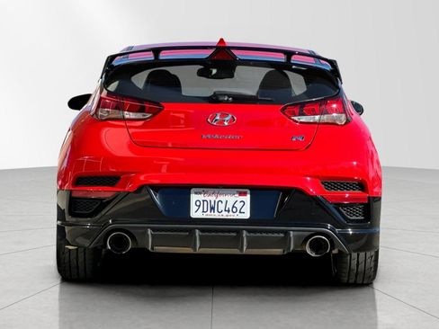Used 2022 Hyundai Veloster N image 4