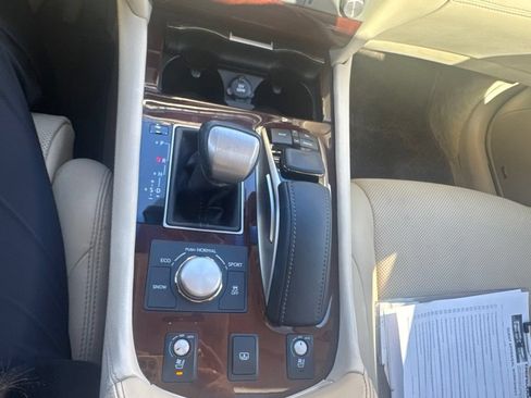 Used 2016 Lexus LS 460 L RWD image 23
