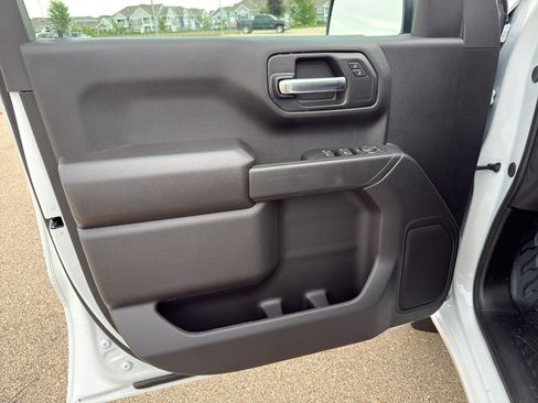 New 2026 Chevrolet Silverado 1500 W/T w/ WT Value Package AWD/4WD image 12