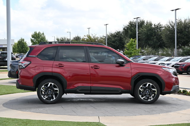 New 2026 Subaru Forester Premium AWD/4WD image 2