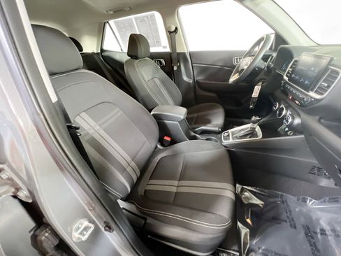 Used 2023 Hyundai Venue SEL w/ Cargo Package image 26