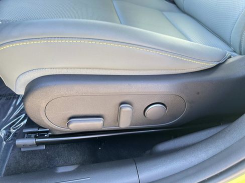 Used 2024 Hyundai Kona Limited image 16