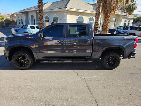 Used 2019 Chevrolet Silverado 1500 LT Trail Boss image 4
